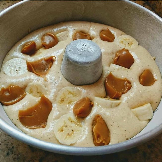 receita-de-bolinho-de-banana-com-doce-de-leite